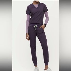 Figs Purple Shadow Catarina Small Top and Zamora Jogger Pant XS Scrubs Set